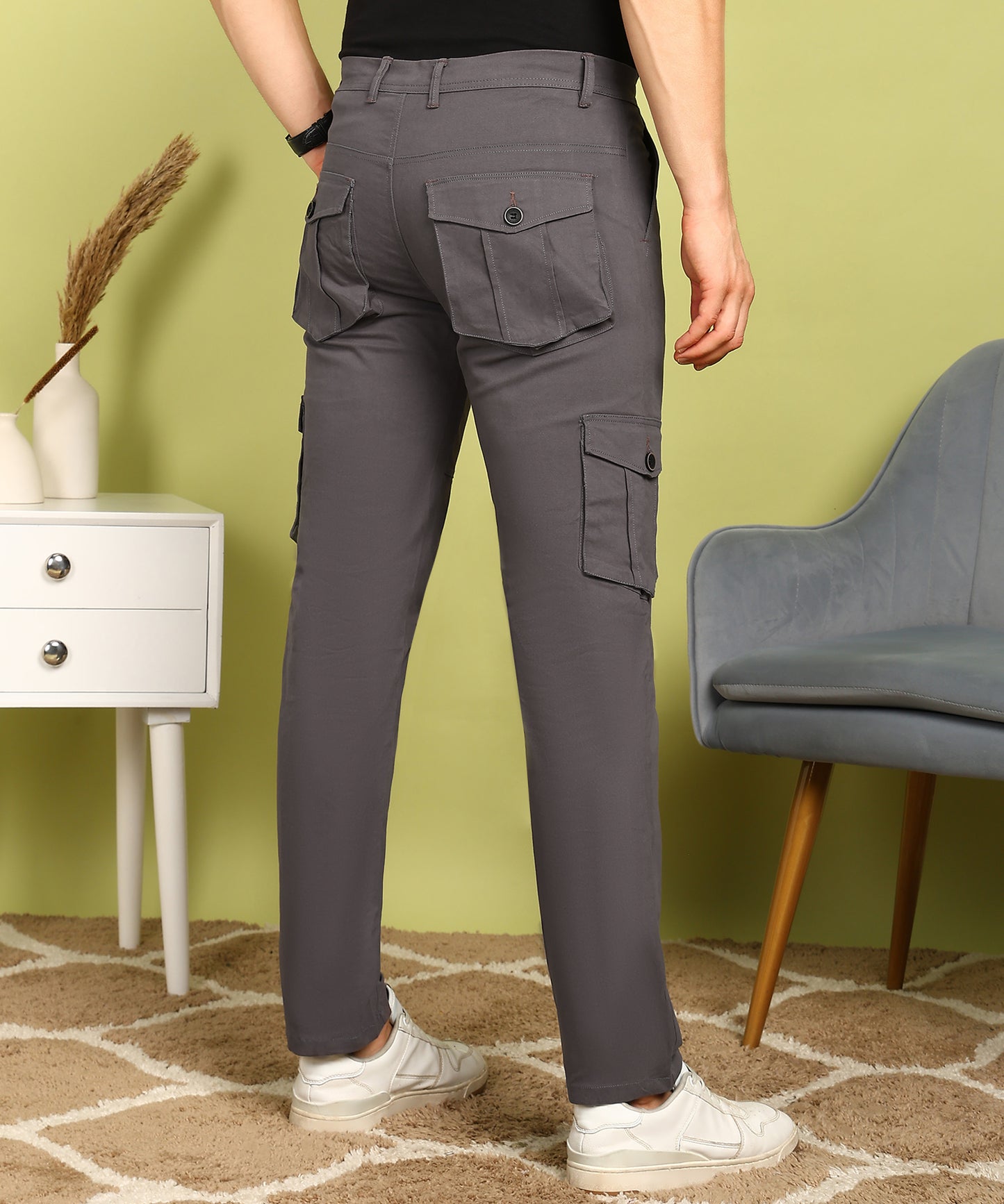 Men Cargos