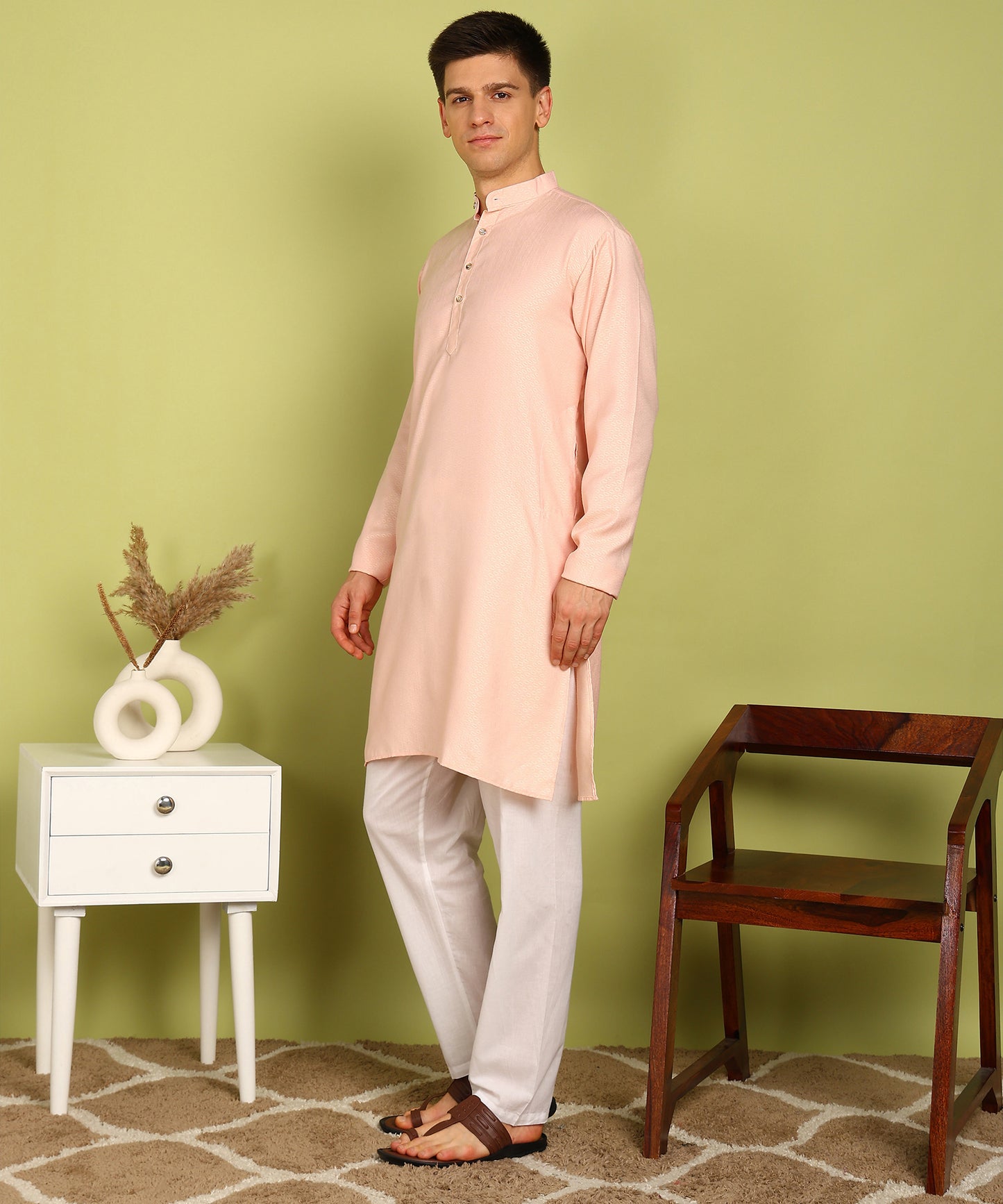 Men Kurta Pyjama Set