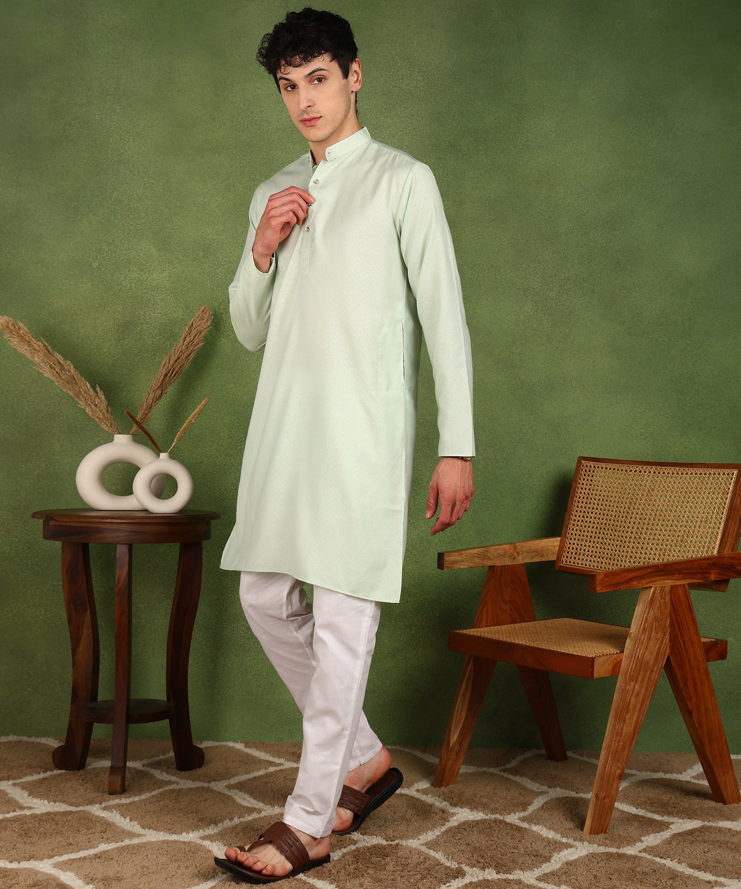 Men Kurta Pyjama Set