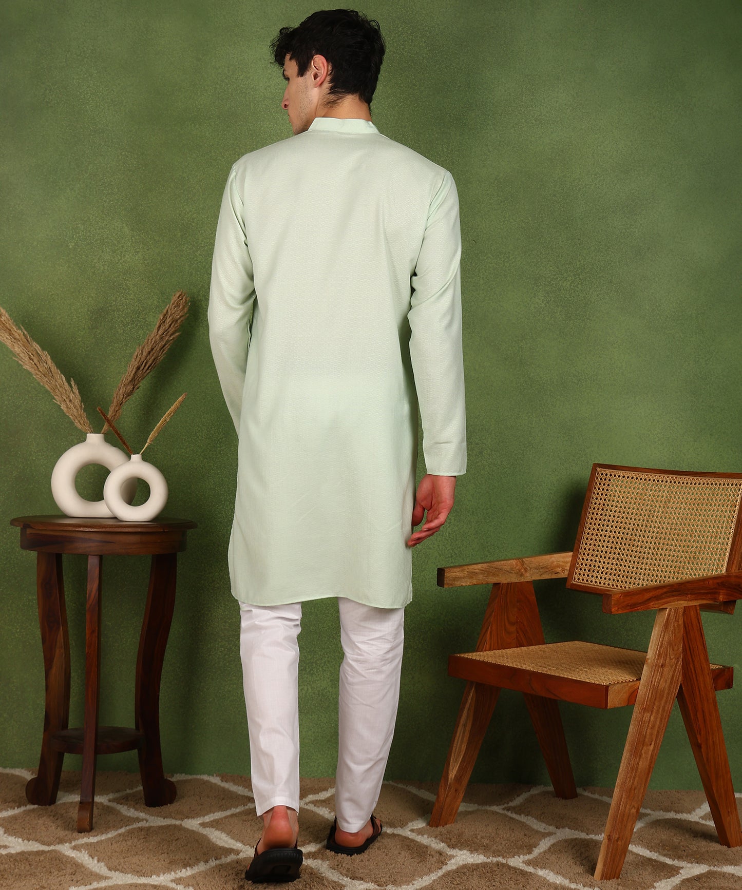 Men Kurta Pyjama Set