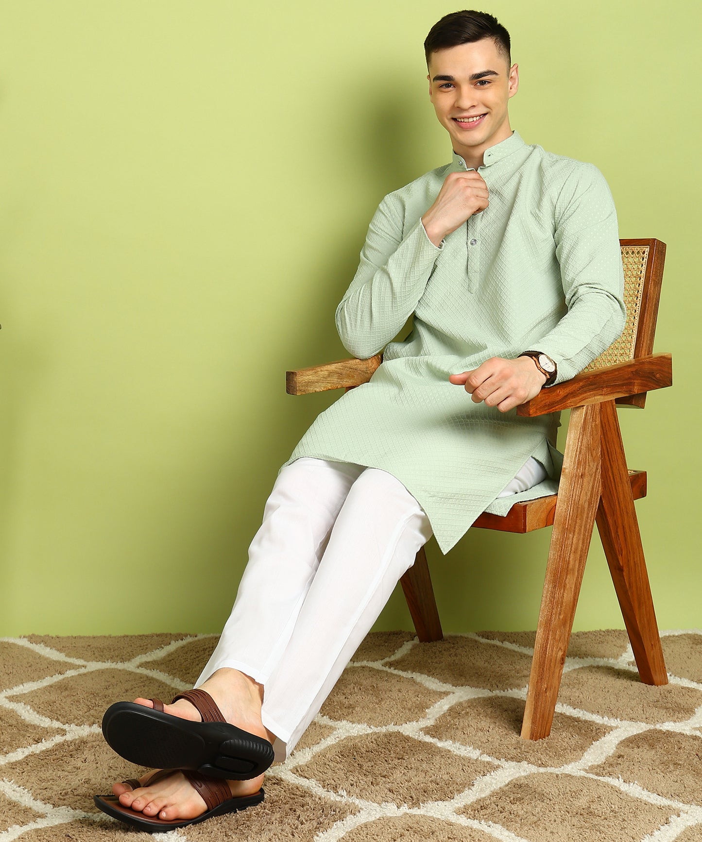 Men Kurta Pyjama Set