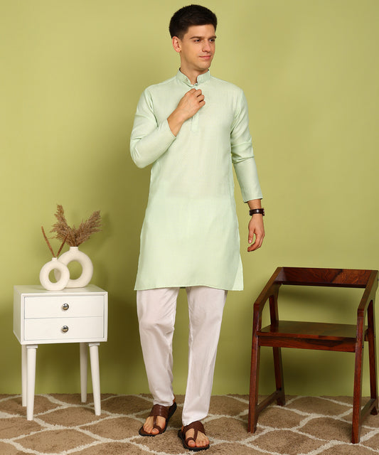 Men Kurta Pyjama Set