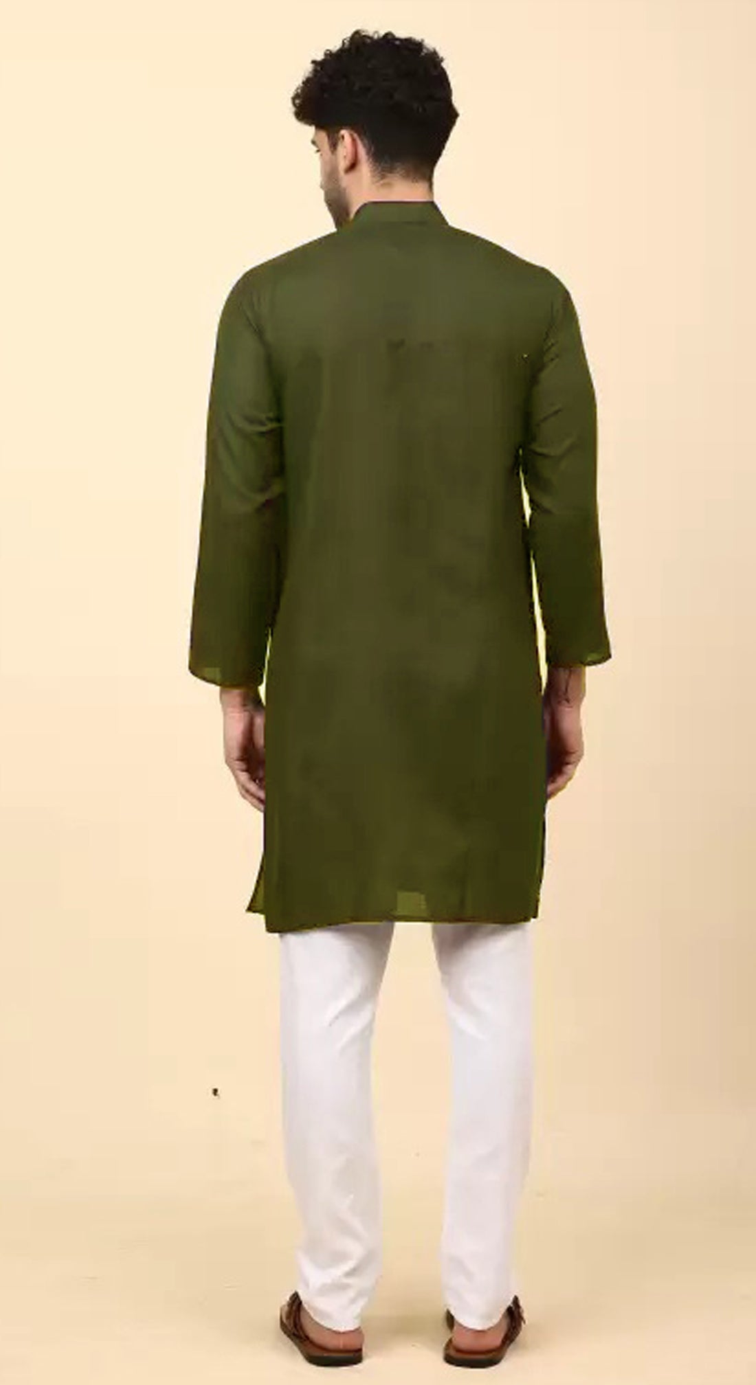 Men Kurta Pyjama Set
