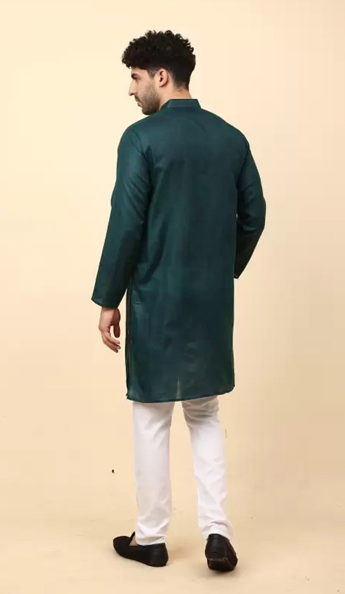 Men Kurta Pyjama Set