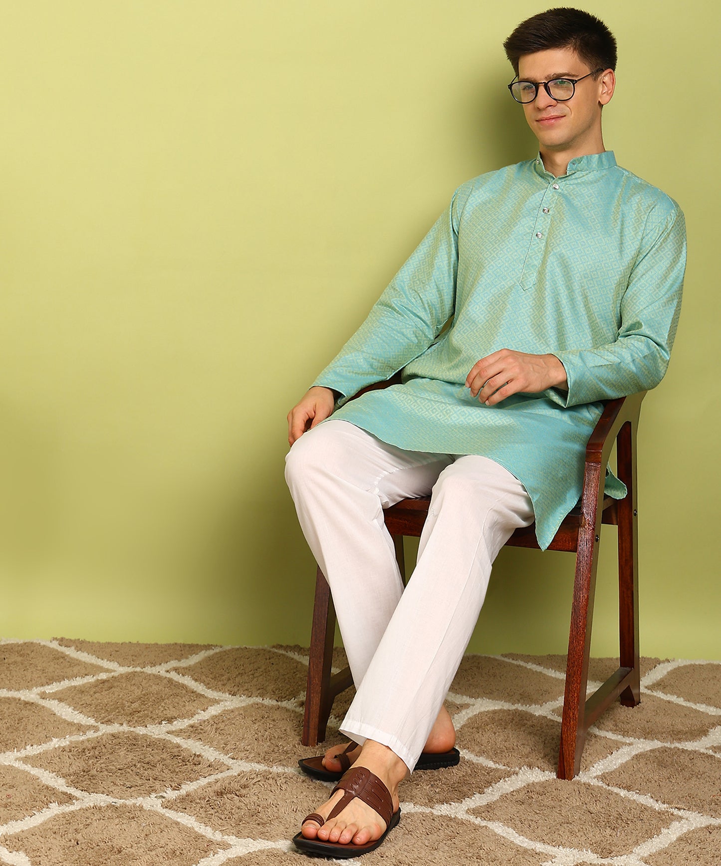 Men Kurta Pyjama Set