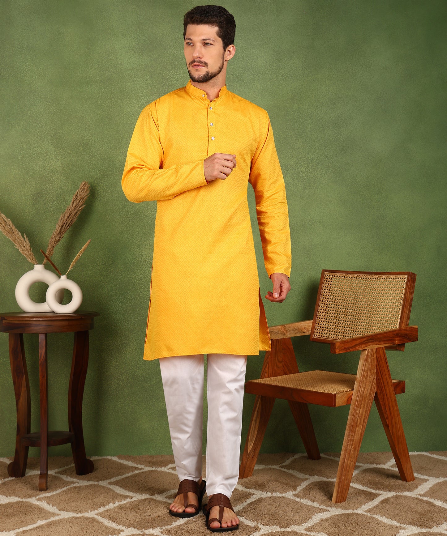 Men Kurta Pyjama Set