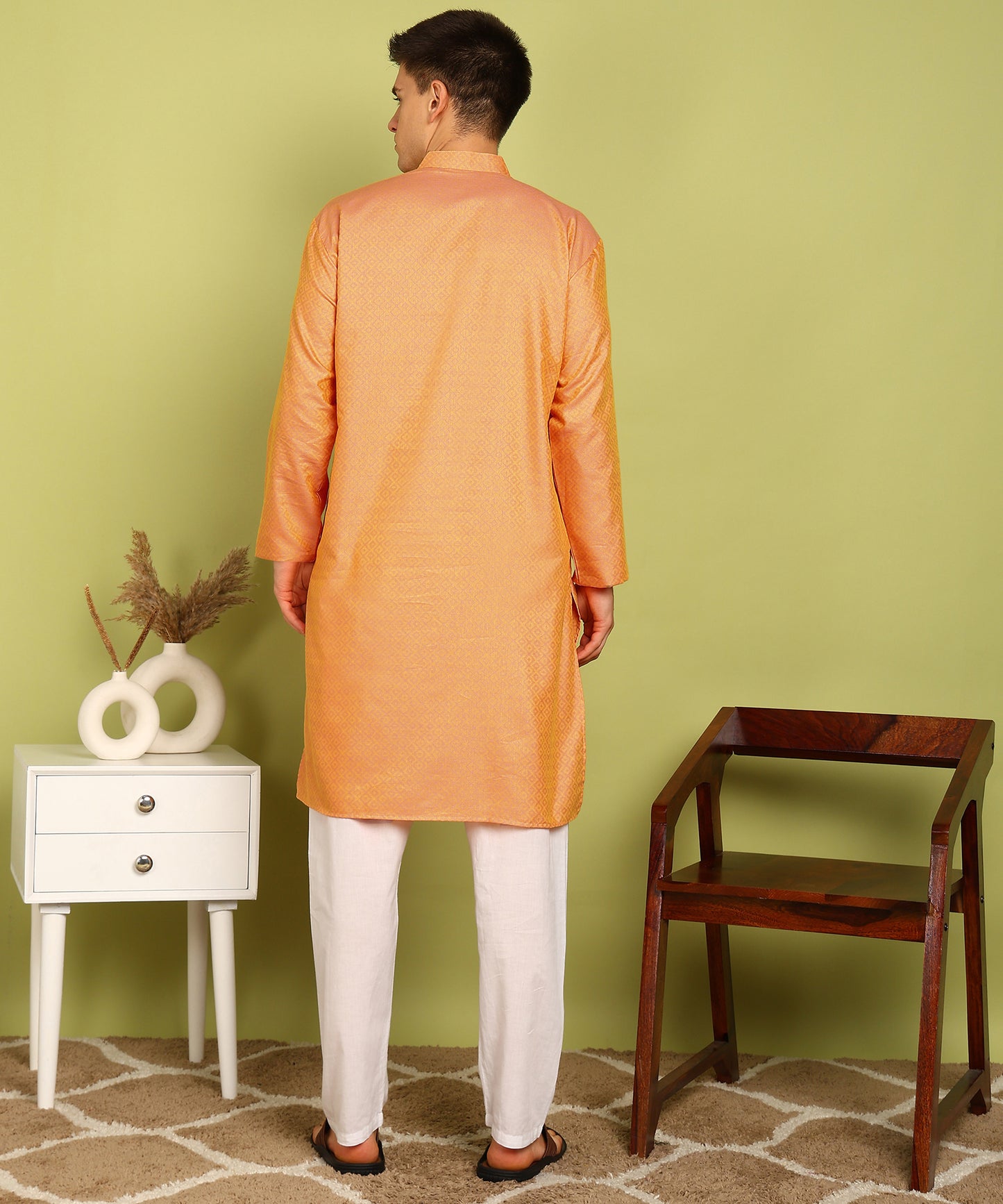 Men Kurta Pyjama Set