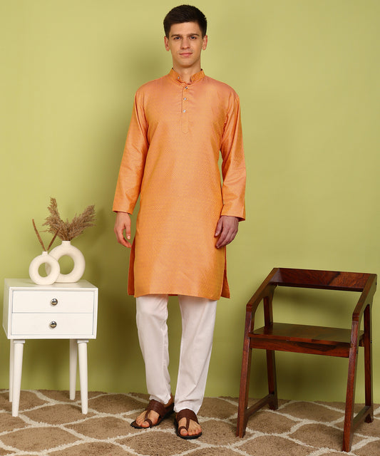 Men Kurta Pyjama Set