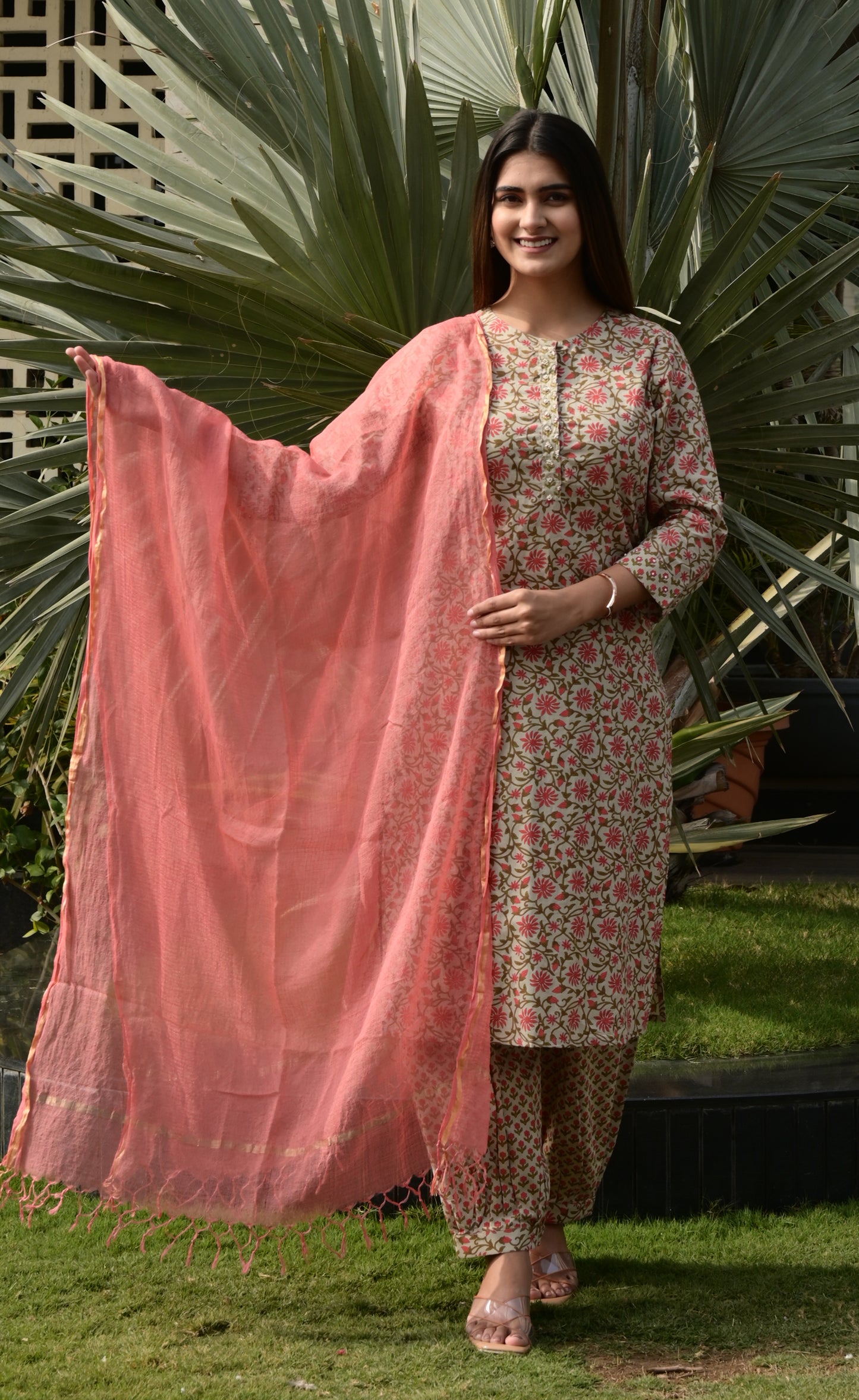 FUBAR Women Kurta Pyjama Dupatta Set
