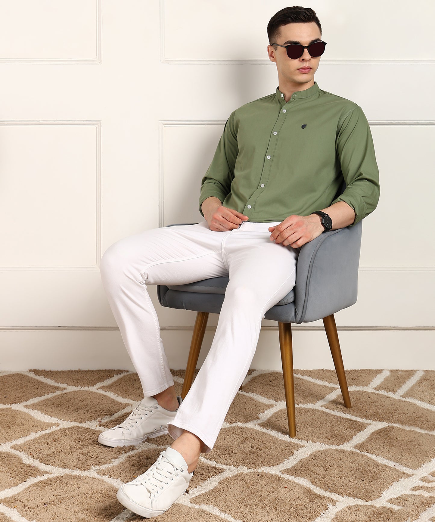 Men Solid Casual Shirt