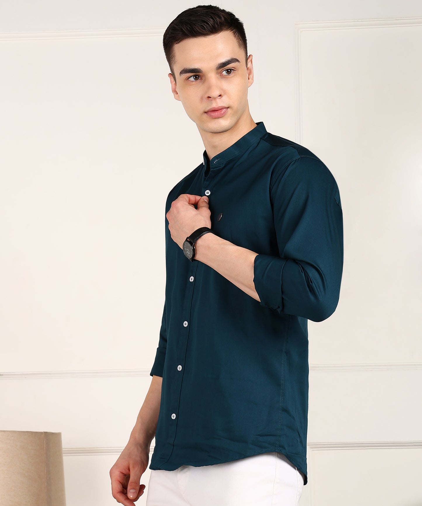 Men Solid Casual Shirt