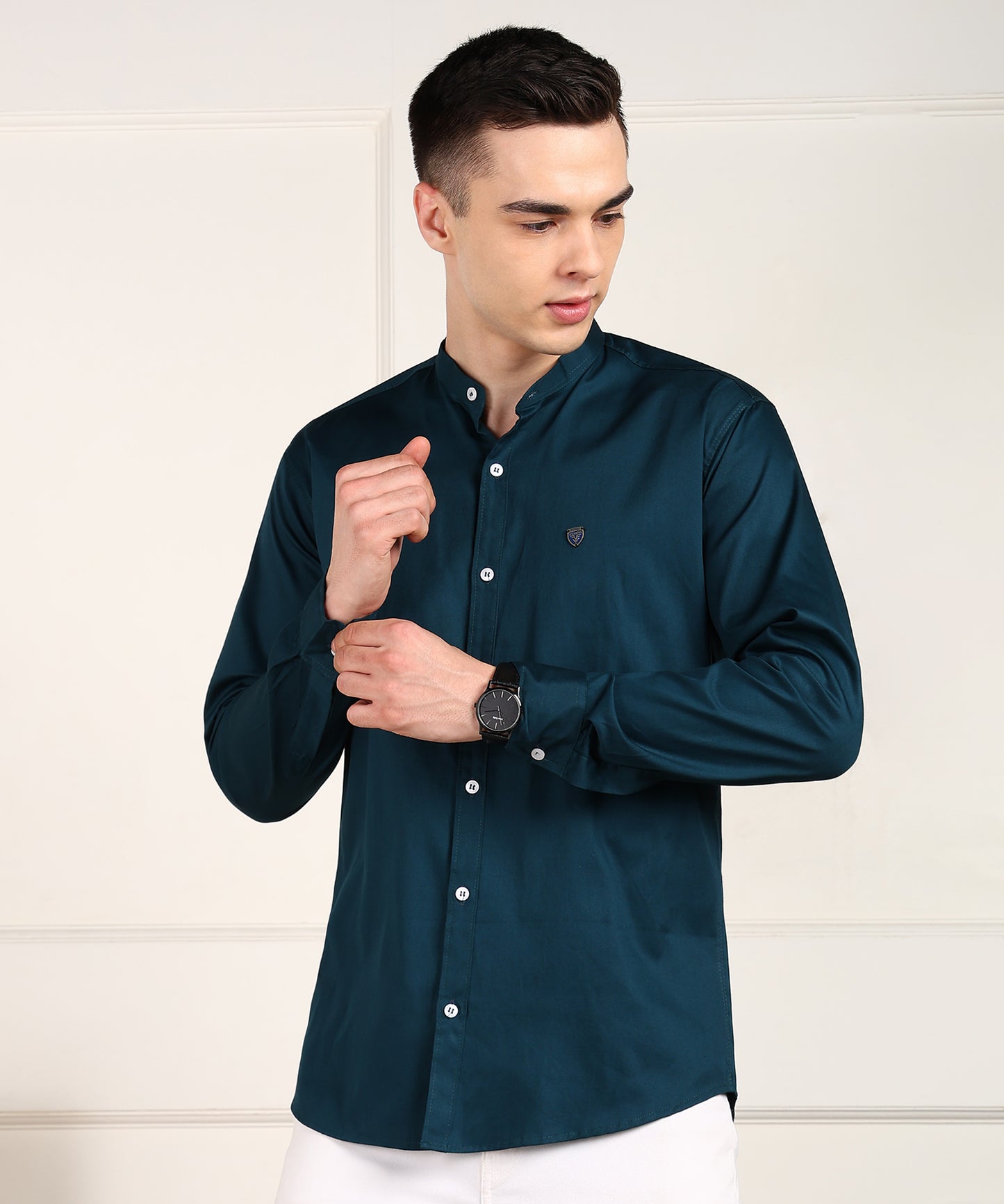 Men Solid Casual Shirt