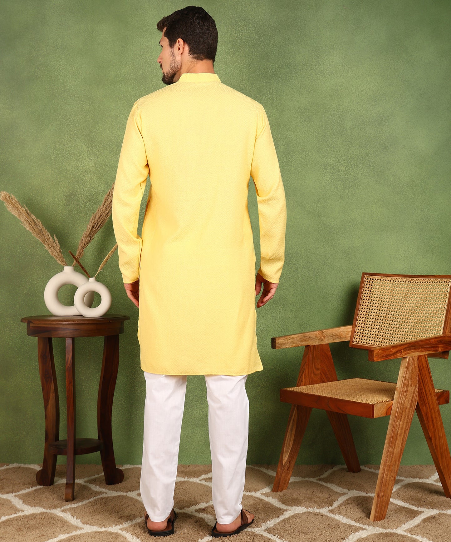 Men Kurta Pyjama Set