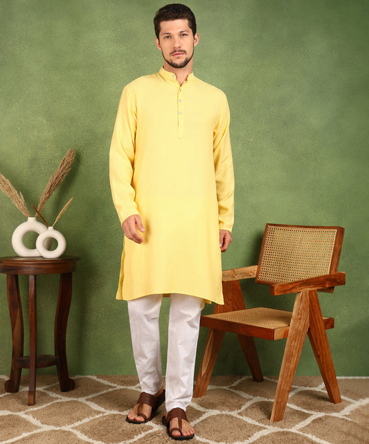 Men Kurta Pyjama Set