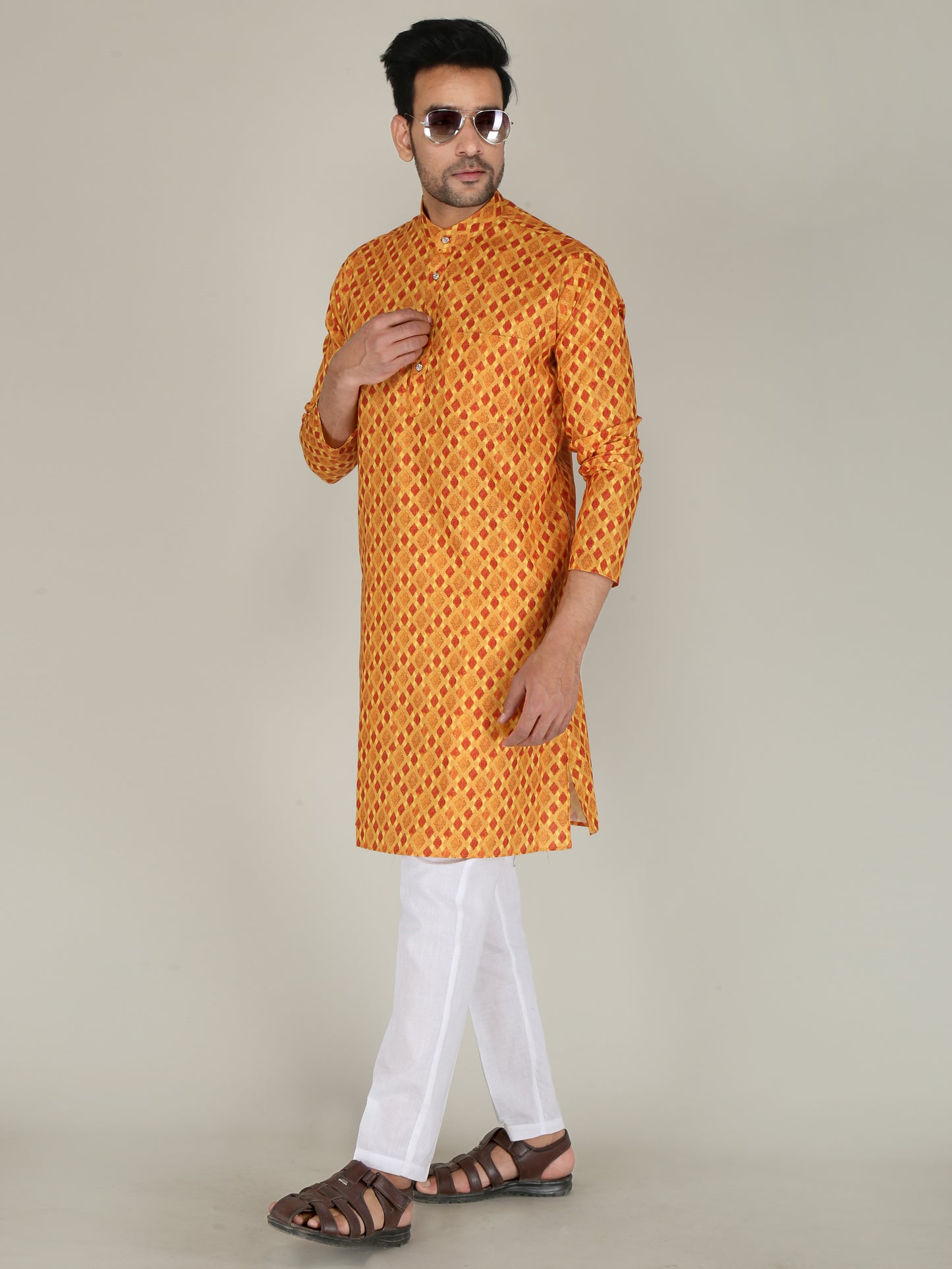 Men Printed Straight Kurta (Multicolor)