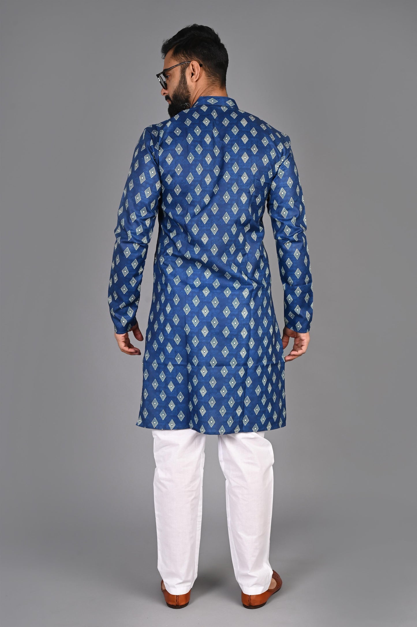 Men Printed Straight Kurta (Multicolor)