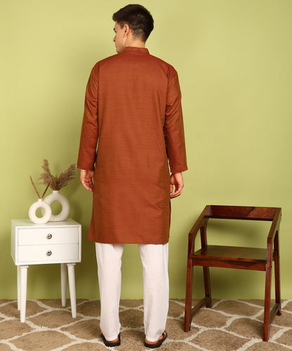 Men Kurta Pyjama Set